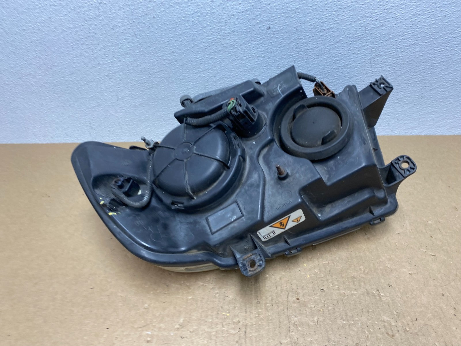 Xenon 2003-2006 Lincoln Navigator Right Passenger Side Headlight OEM AC1307 DW6
