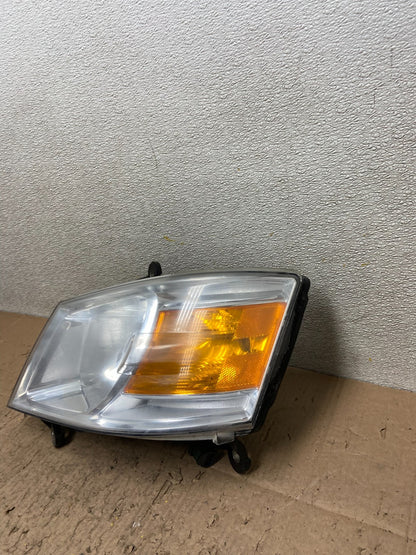 2008 to 2010 Dodge Caravan Left Driver Lh Halogen Headlight Y4684 DW1