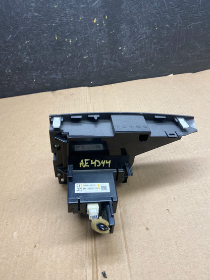 2009 - 2012 Toyota Venza A/C Heater Climate Control Unit Switch AE4344 DG3