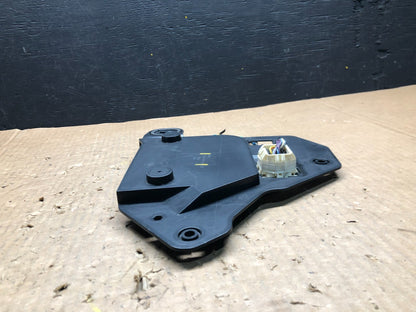 2005 - 2011 Cadillac STS Front Right Passenger Door Control Module Bracket G36575