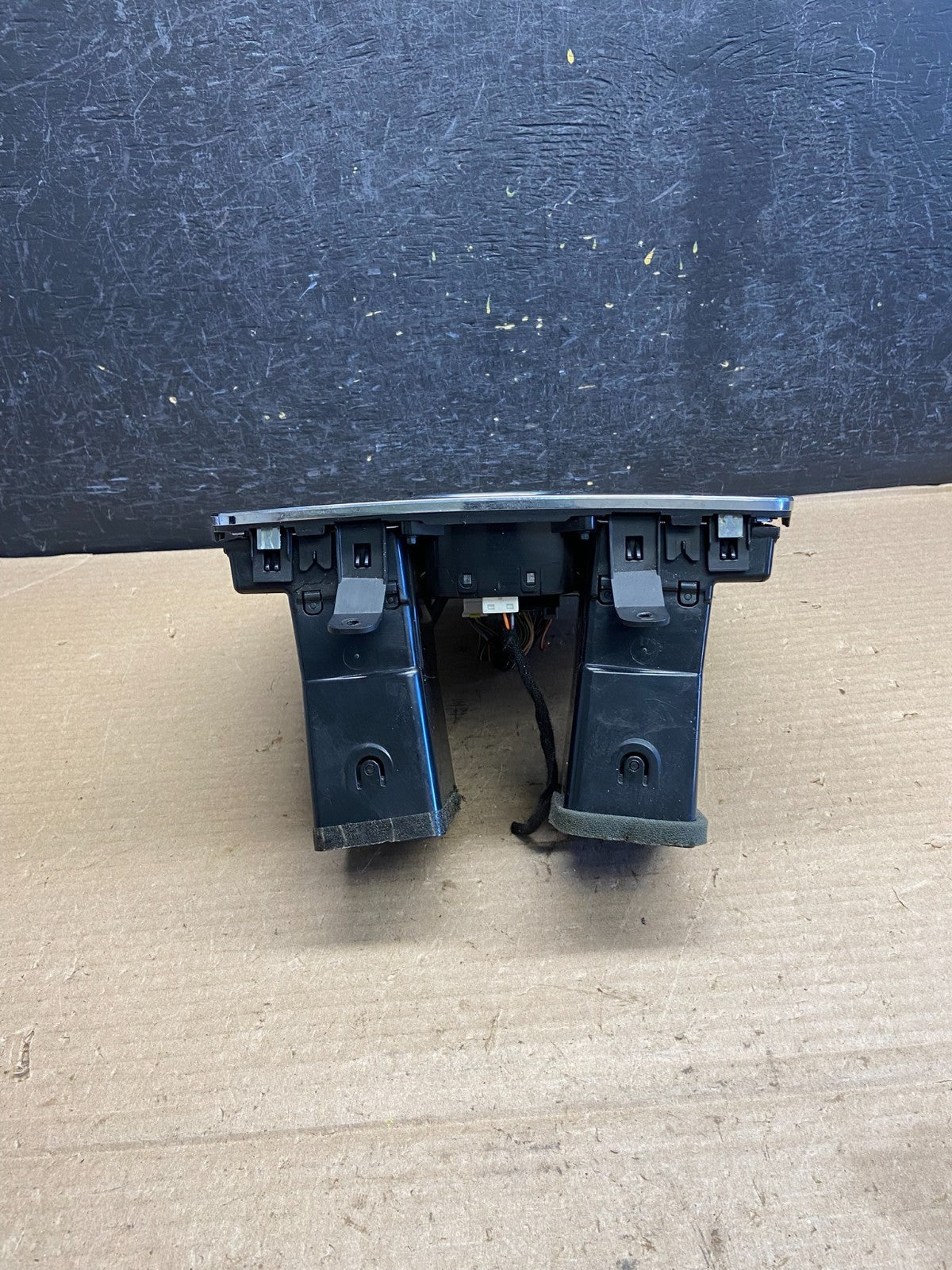 2011-2016 Chrysler Town Country Climate Control Panel Center Dash Trim ah3670 DG3