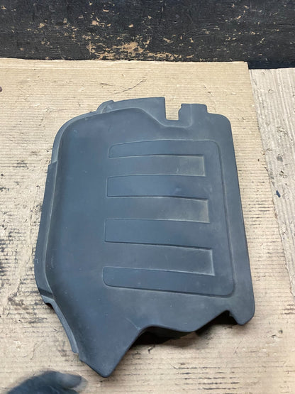 2008 to 2012 Chevrolet Malibu Engine Cover Plastic Motor Shield V9436 DG2