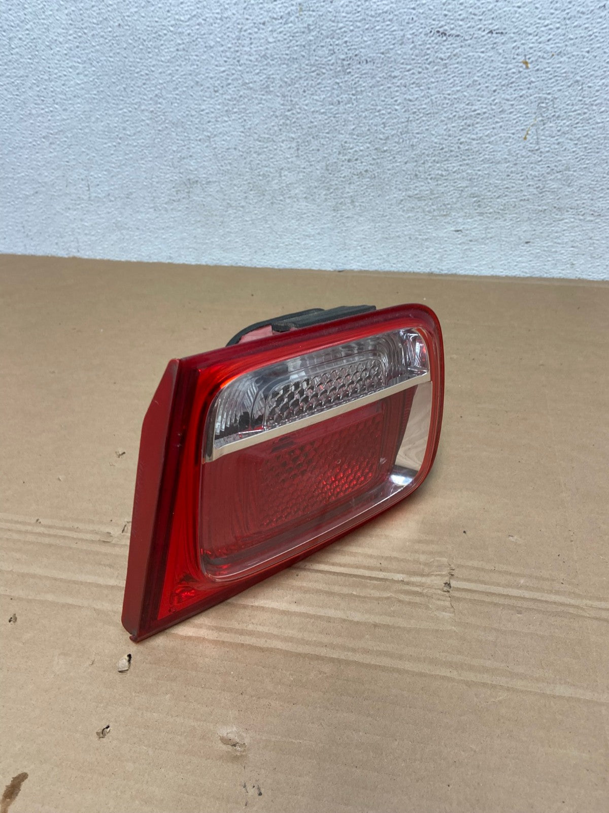 2013-2016 Chevrolet Malibu Right Passenger Rh Inner Tail Light AD4143 LK2