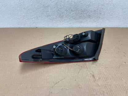 1997-2000 Saturn SC1 SC2 Coupe Left Driver LH Tail Light AG7527 DG4