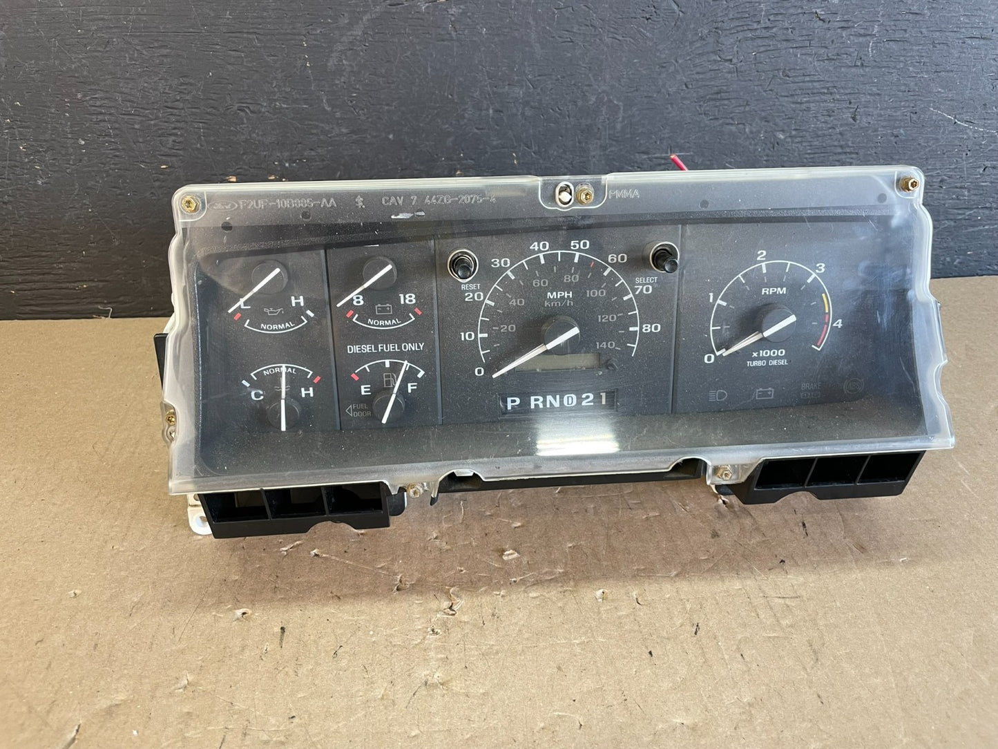 1992 to 1997 Ford F250 F350 Speedometer Cluster Gauge ae3308 DG0