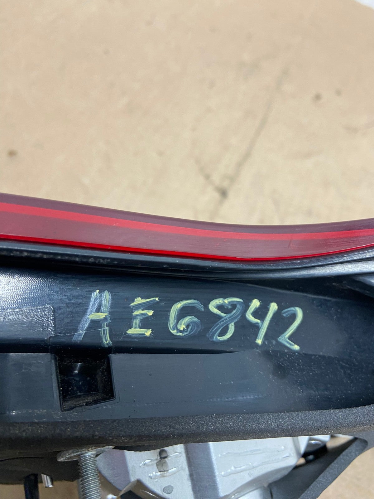 2010 - 2013 Acura Mdx Right Passenger Rh Side Inner Tail Light AE6842 LK6