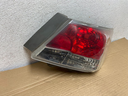 2008 to 2012 Honda Accord Sedan Tail light Right Passenger RH AG8909 DW1