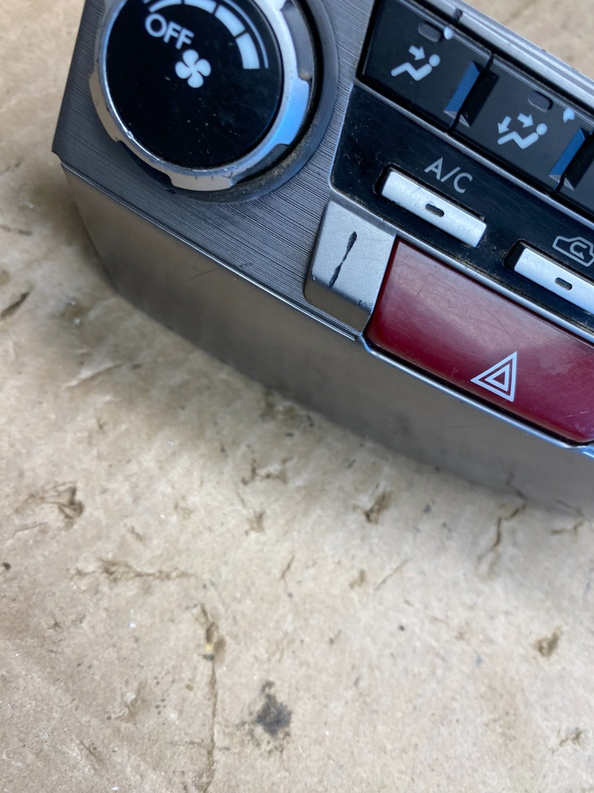 2010 - 2014 Subaru Outback Legacy A/C Heater Climate Control Unit ac9188 DG1