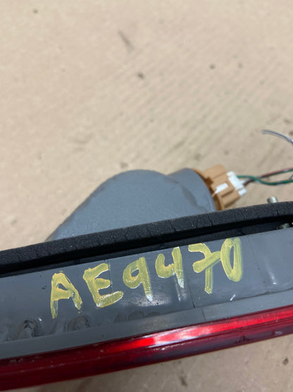 2000-2001 Toyota Camry Tail Light Right Passenger Rh Side Inner AE9470 LK5