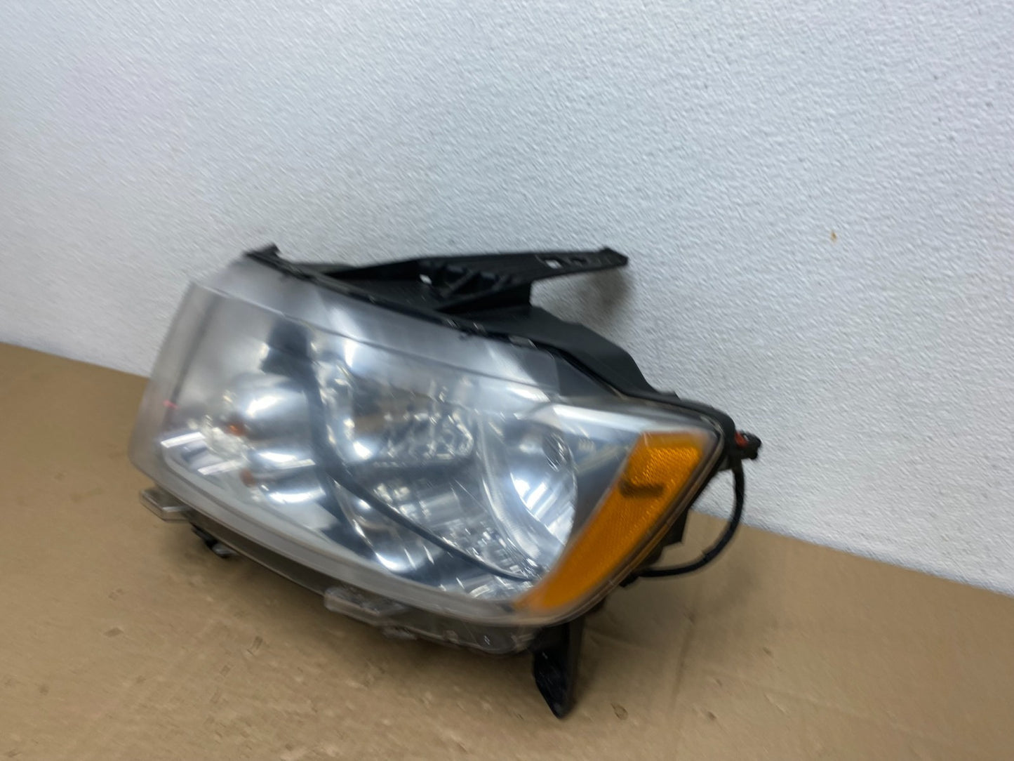 2011 to 2013 Jeep Grand Cherokee Halogen Left Driver Lh Headlight Oem AC3831 DW1