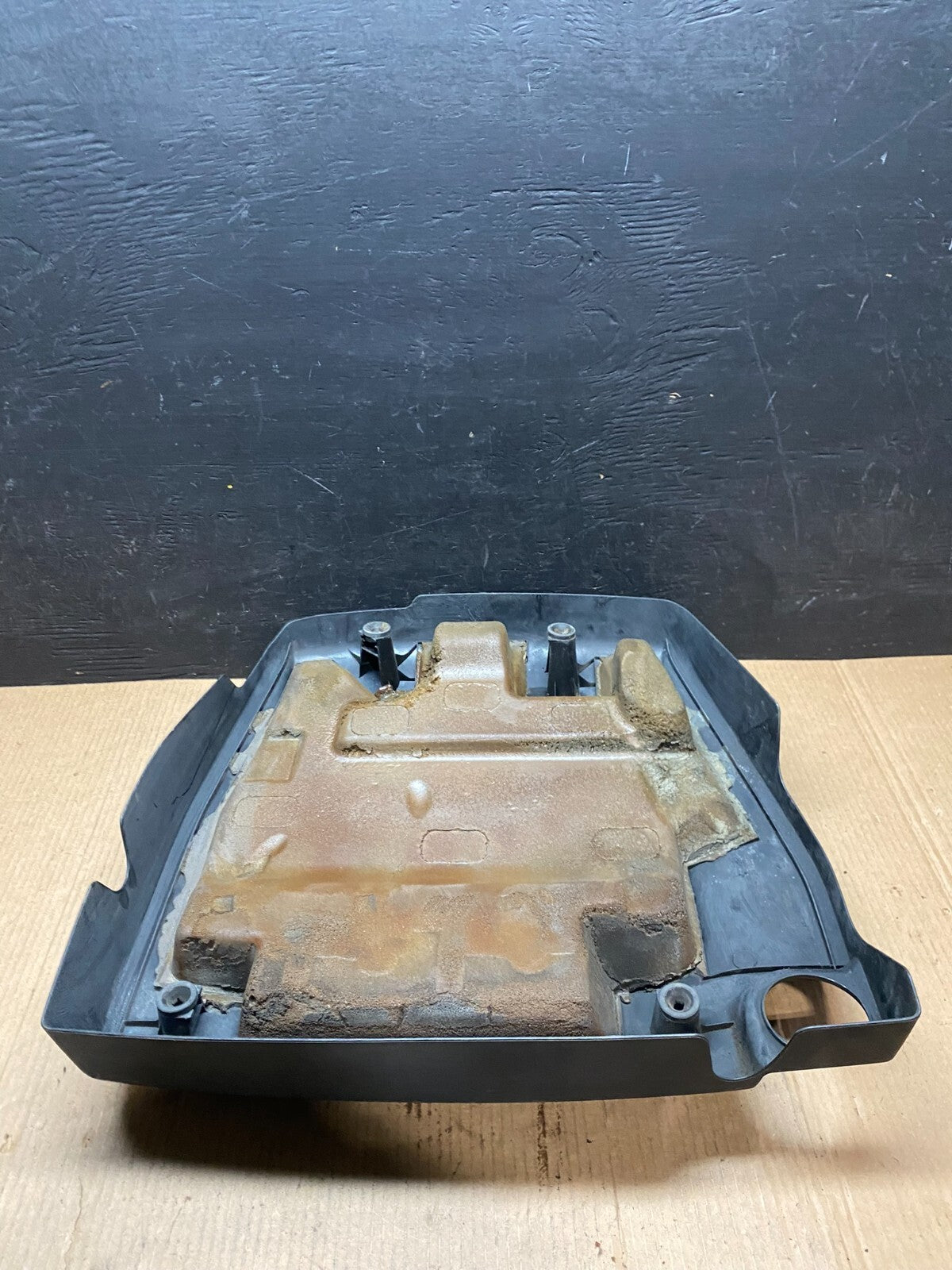 2010 to 2013 Suzuki Kizashi 2.4L Engine Cover F66375