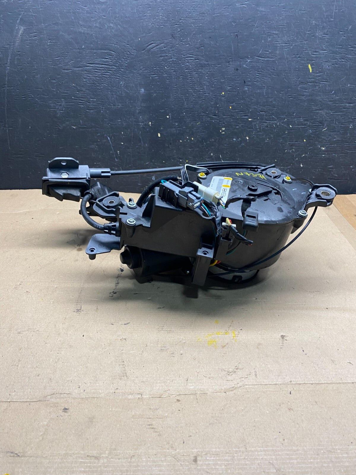 2007-2014 Kia Sedona Left Electric Power Sliding Door Motor Regulator N7371 DG2
