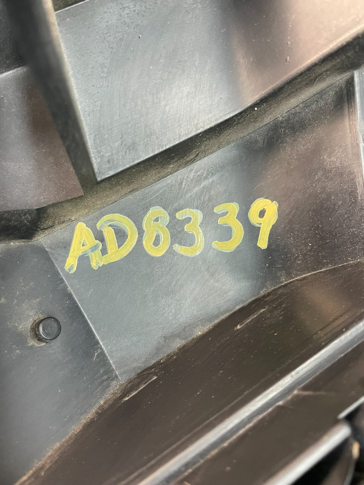 2005 2006 2007 2008 Nissan Xterra Front Upper Grill Grille AD8339 DG7
