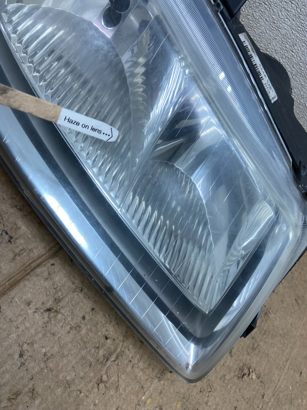 2002 to 2005 Saab 9-5 Right Passenger Side Halogen Headlight OEM AA5088 DW4