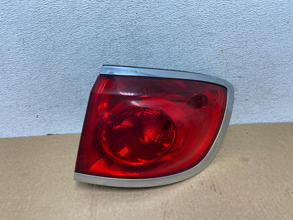 2008-2012 Buick Enclave Right Passenger Rh Tail Light AF9573 DW0