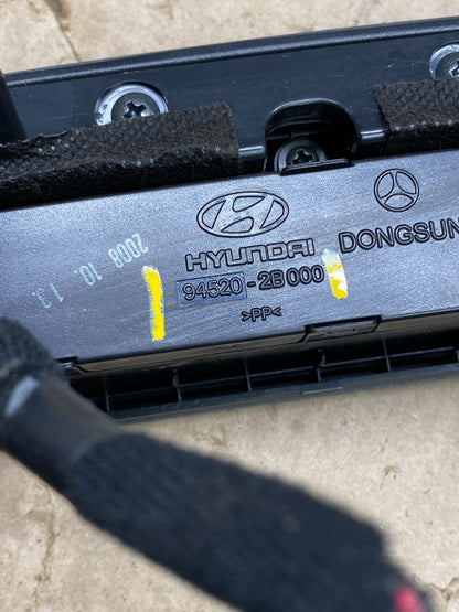 2007 to 2012 Hyundai Santa Fe Center Air Vent A/C Clock Bezel Trim OEM X5917 DG5