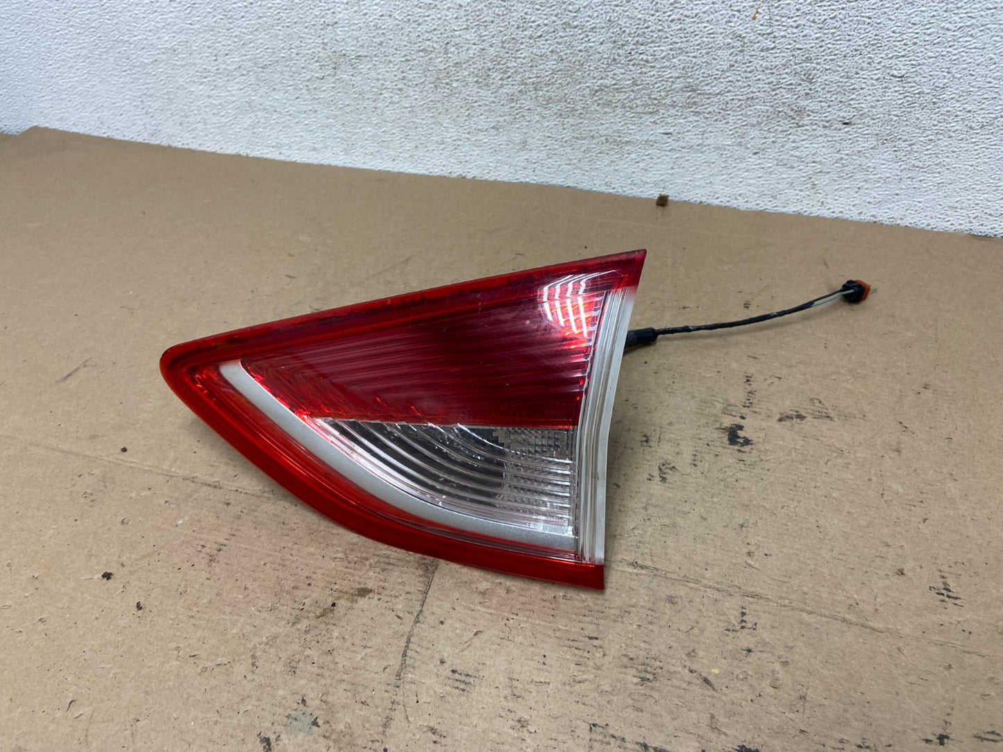 2013 to 2016 Ford Escape Right Passenger RH Side Inner Tail Light AF4934 LK1