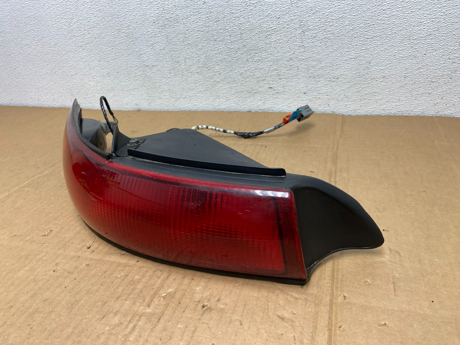 1998 to 1999 Mercury Sable Left Driver LH Side Tail Light AC7536 DG1