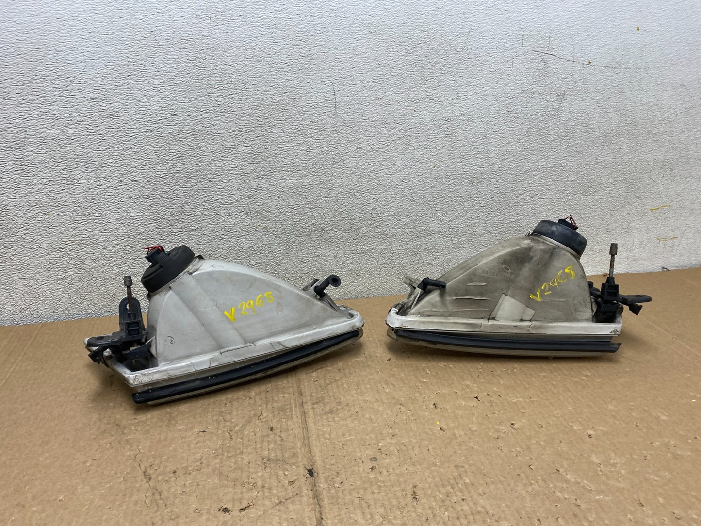 1997 1998 1999 Toyota Camry Left+Right Side Set Halogen Headlights V2968 DW6