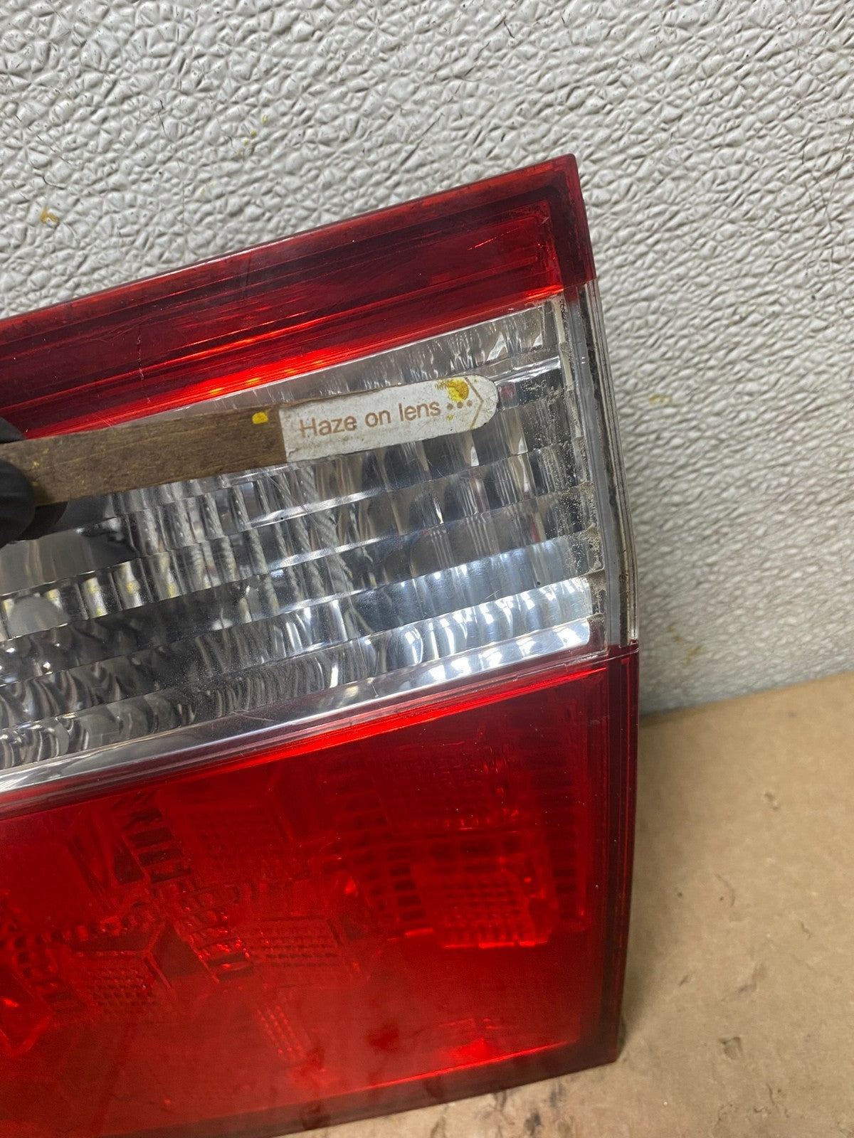 2005 2006 2007 Honda Odyssey Inner Right Passenger RH Tail Light V4411 DW4
