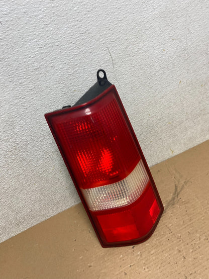 2003 2017 Chevrolet Express 1500 2500 3500 Right Passenger Tail Light R0654 DW2