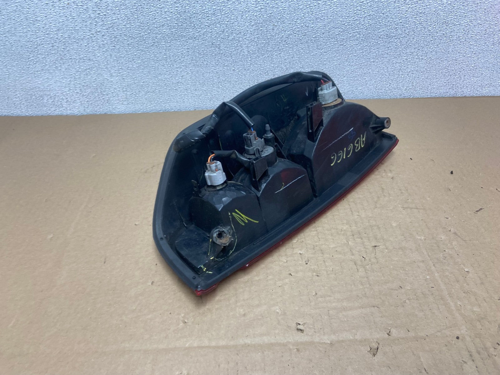 2005 to 2014 Nissan Frontier Right Passenger RH Side Tail light OEM AB6166 LK7