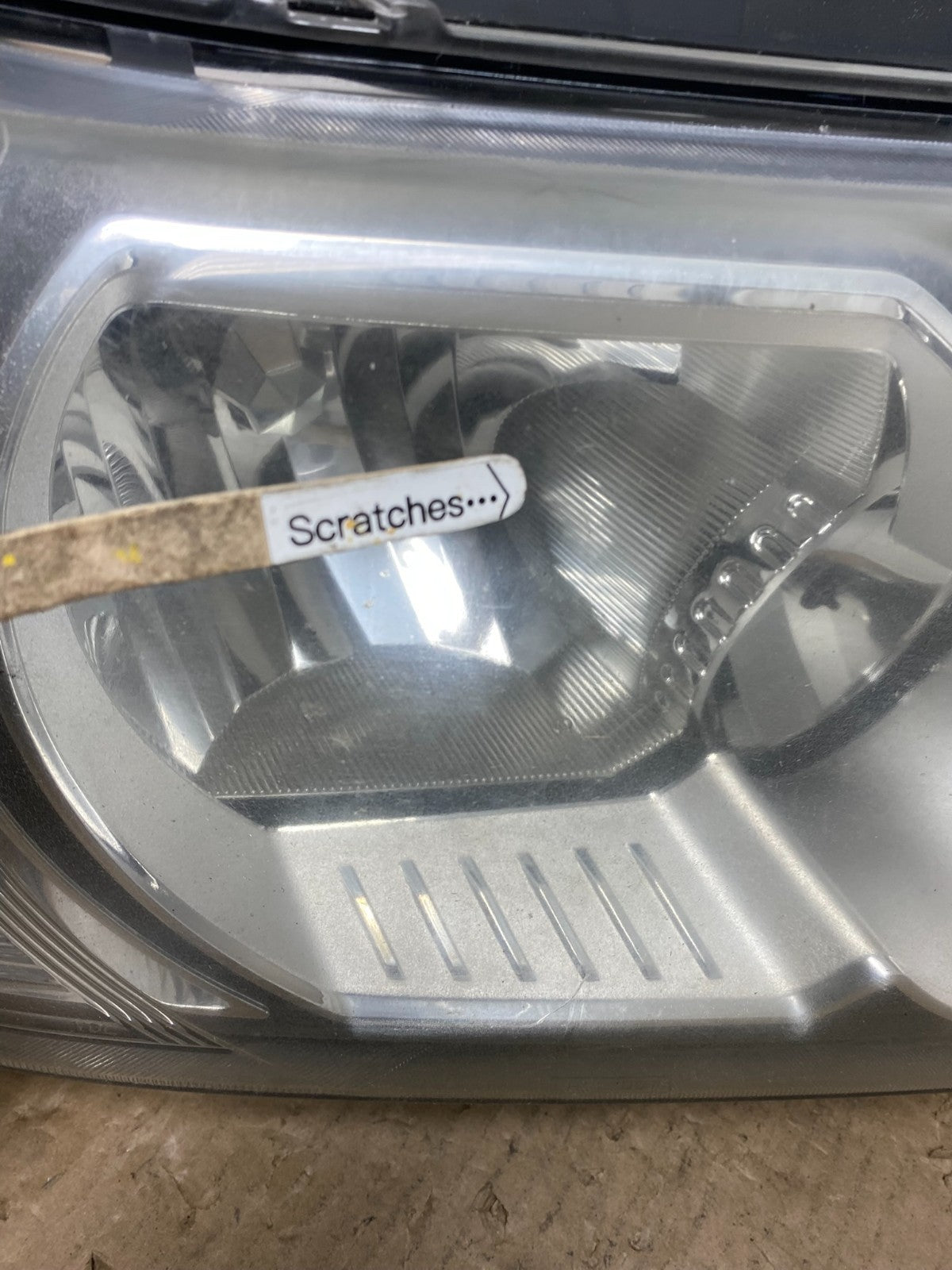 2008-2012 Land Rover LR2 Right Passenger RH Side Halogen Headlight Oem AB6660 DW3