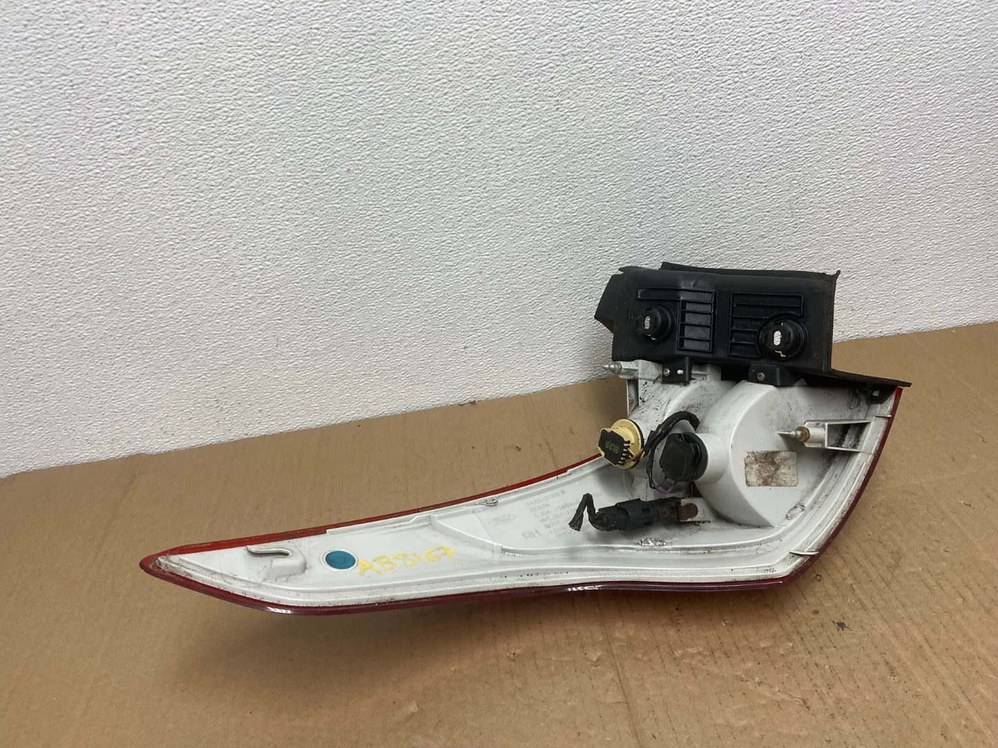 2013 to 2016 Ford Escape Right Passenger RH Side Tail Light Oem AB8167 LK5