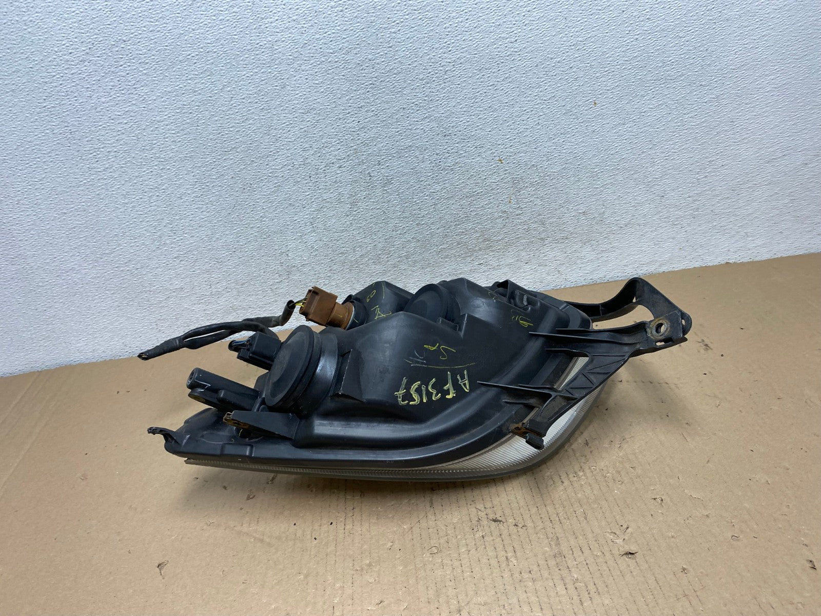 2006 to 2009 Ford Fusion Headlight Right Passenger Rh Side AF3157 LK6