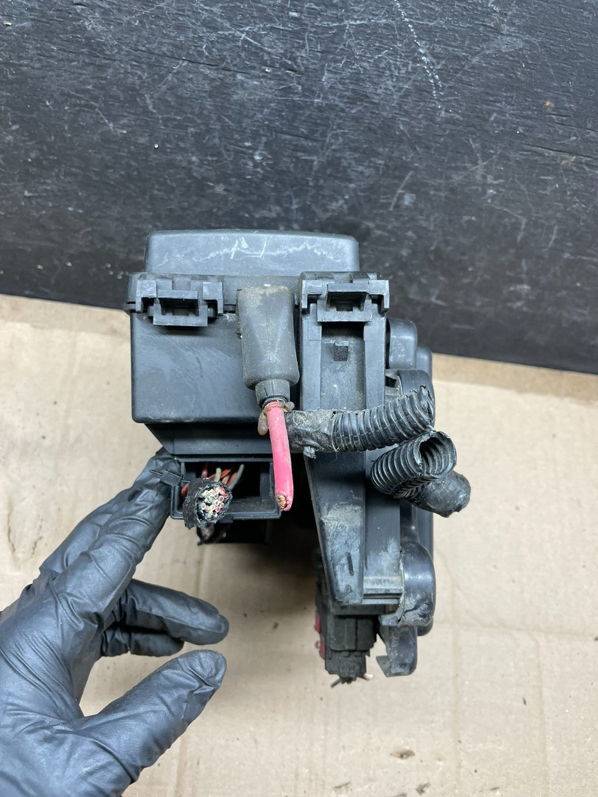 2005 Jeep Grand Cherokee Fuse Box BCM Body Control Module Oem R3816 DG3