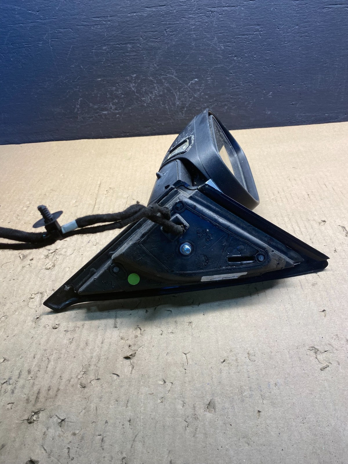 2004 - 2006 Volvo S40 Left Driver Side Turn Signal View Door Mirror AC0800 MS4