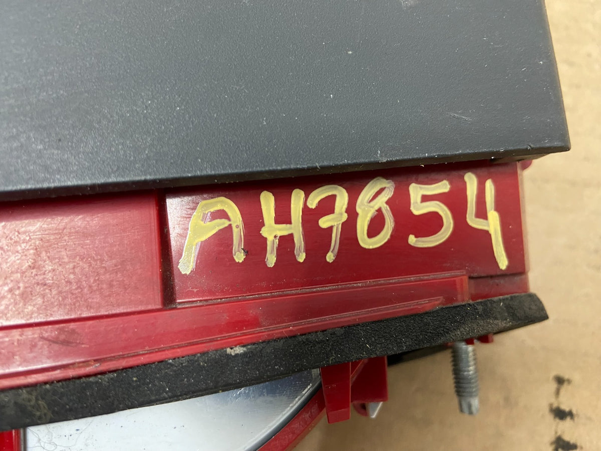 2013-2016 Audi A4 Sedan Left Driver LH Inner Tail Light ah7854 DG6