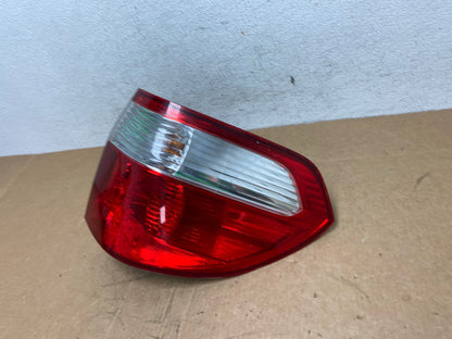 2005 2006 2007 Honda Odyssey Right Passenger RH Side Tail Light AD6364 LK1