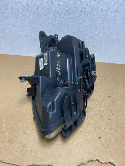 2007 to 2012 Gmc Acadia Halogen Headlight Right Passenger Side AC3627 DW8