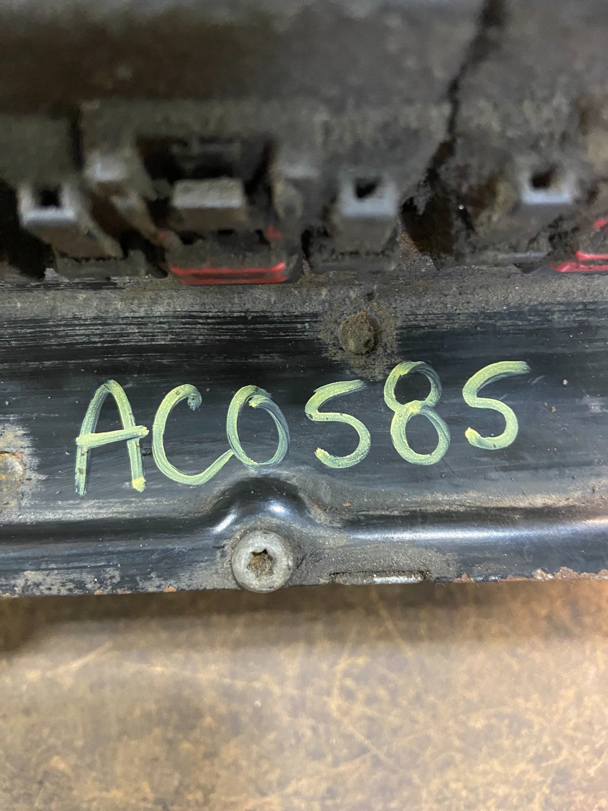 2005 Chrysler Pacifica Engine Control ECM OEM AC0585  DG3