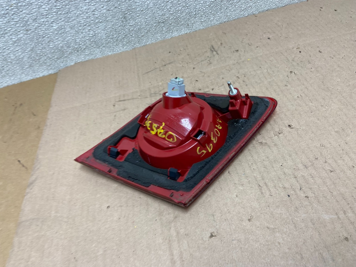 2004 2005 2006 Mazda 3 Sedan Right Passenger Side Tail Light inner OEM AA0395 DW5