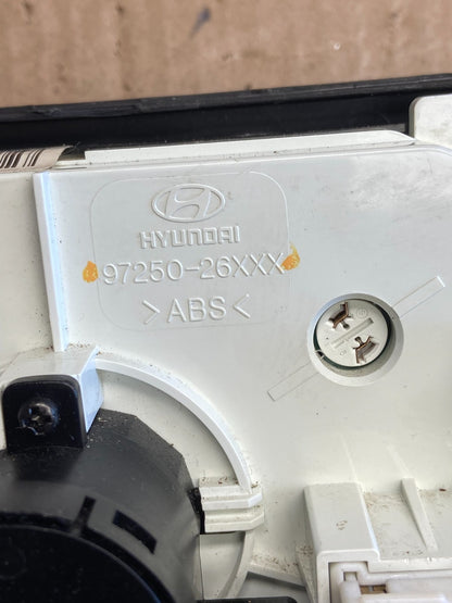 2001 to 2006 Hyundai Santa Fe Temperature Climate Control Heat A/C AI2673 PS5