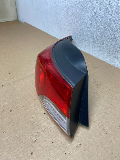 2011 2012 2013 Hyundai Elantra Sedan Left Driver Side Tail Light AF9606 DW1