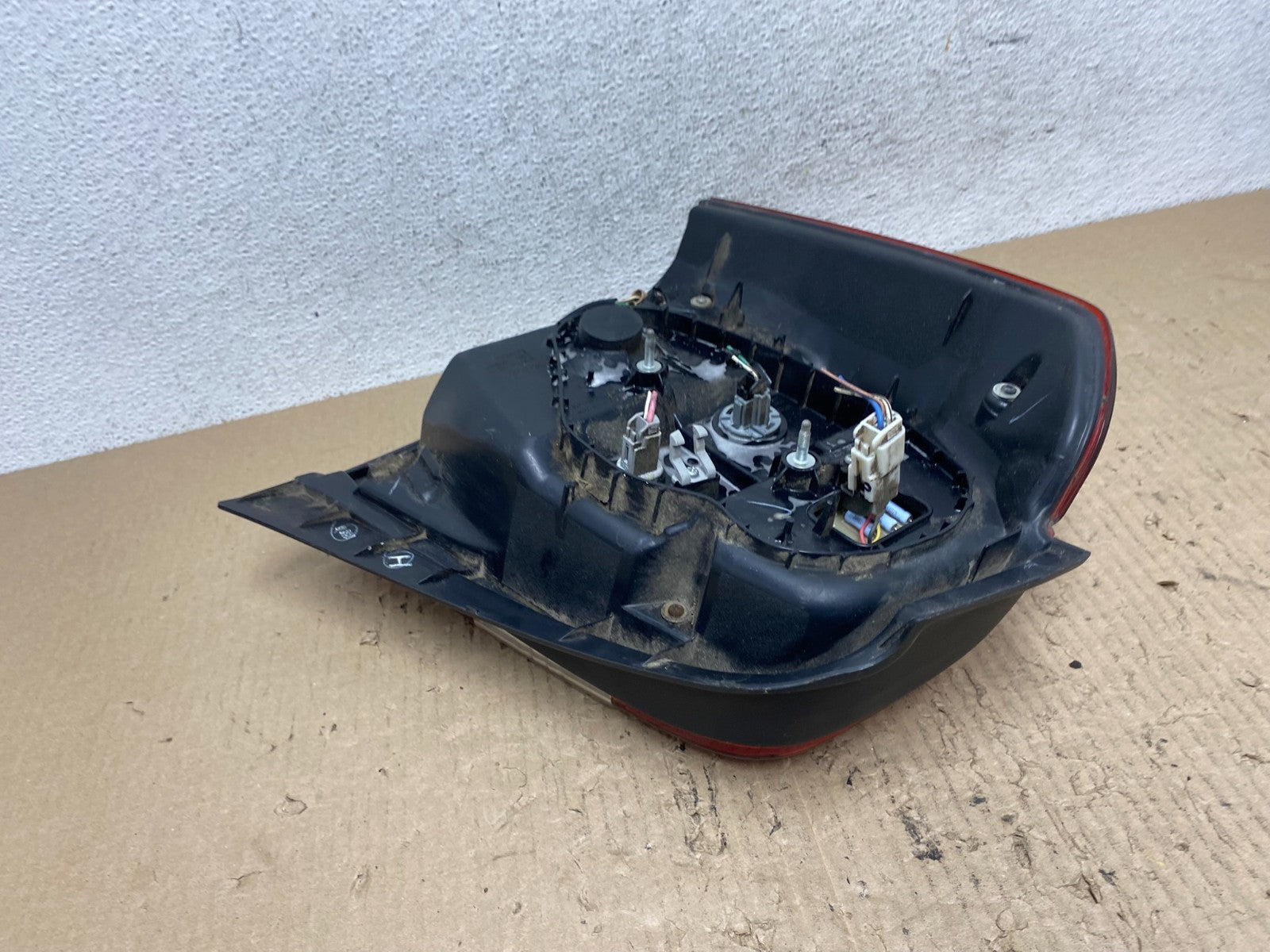 2006-2007 Toyota Highlander Hybrid Right Passenger Side Tail Light AF7128 DW5