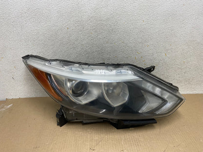 2017 to 2019 Nissan Rogue Sport Right Passenger Side Headlight AH6756 PS0