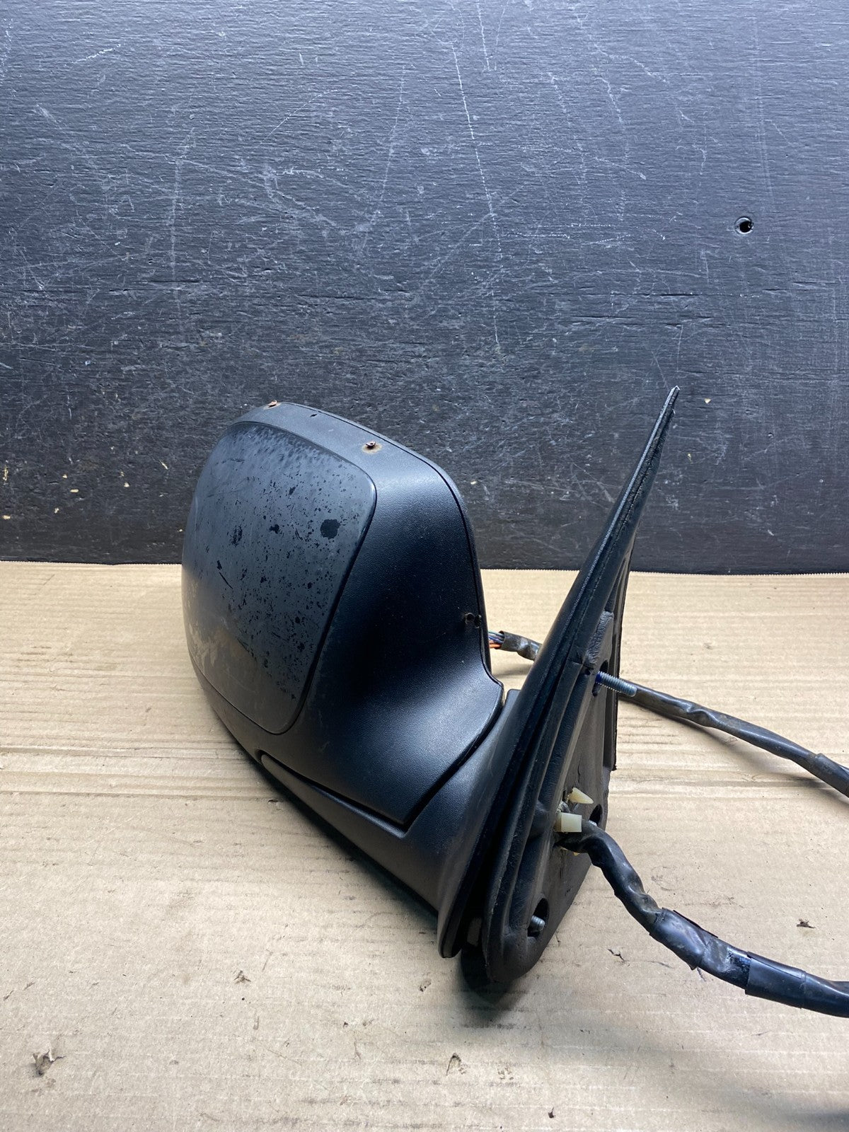 2003-2006 Chevrolet Tahoe Suburban Right Passenger Turn Door Mirror AH96472
