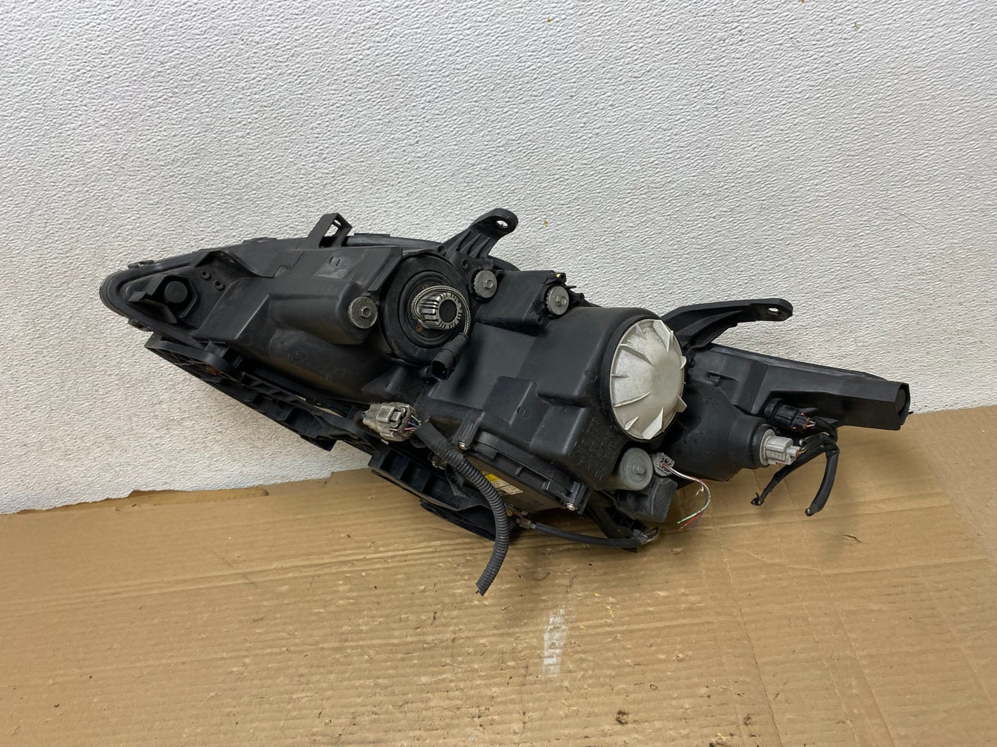 2007 - 2009 Lexus ES350 Right Passenger RH Xenon Headlight AG9098 DW6