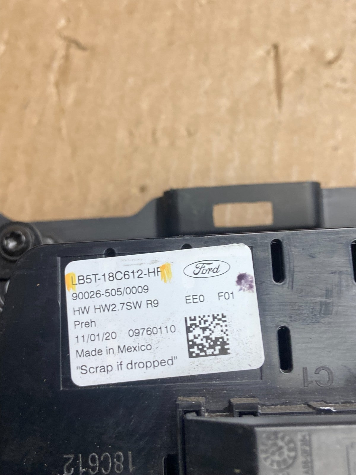 2020 to 2023 Ford Explorer A/C Heater Climate Control Panel AE3809 DG5