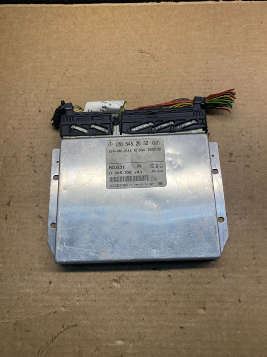 2003 - 2006 Mercedes S430 S500 ABS ESP Control Module Unit AD9988 DG0
