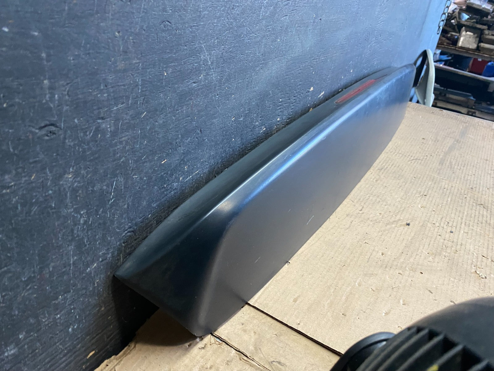 1999 to 2004 Honda Odyssey Rear Trunk Spoiler Gate Oem r2213 DG2