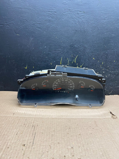 2001 - 2002 Ford Econoline E250 E350 Van Speedometer Instrument Cluster Y2484 DG0