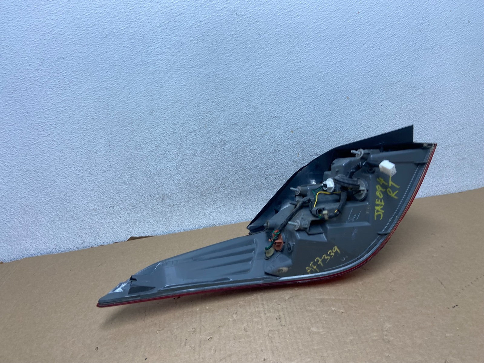 2011 2012 2013 Hyundai Elantra Sedan Right Passenger Tail Light AF7339 DW7