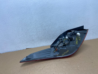 2011 2012 2013 Hyundai Elantra Sedan Right Passenger Tail Light AF7339 DW7