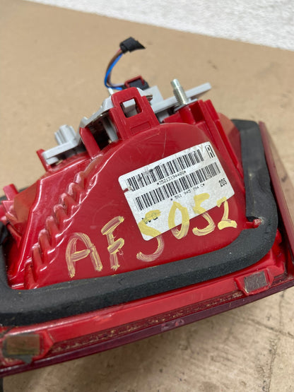 2012 to 2015 Volkswagen Passat Right Passenger Tail light inner AF5052 LK5