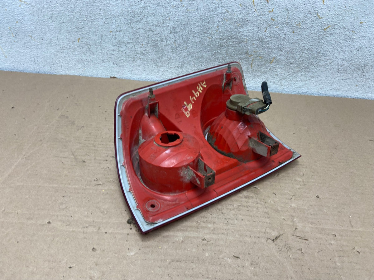 2005-2011 Dodge Dakota Lh Left Driver Side Tail Light AH9499 LK5